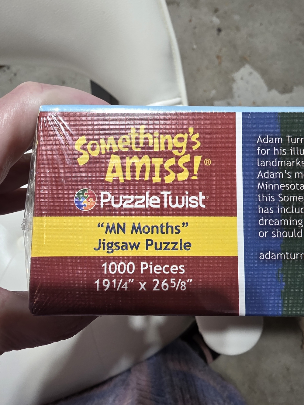 NWT Something's Amiss Puzzle Twist 1000 PC MN Months Jigsaw *bx - Picture 2 of 9